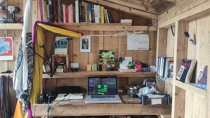 Cabin Workspace